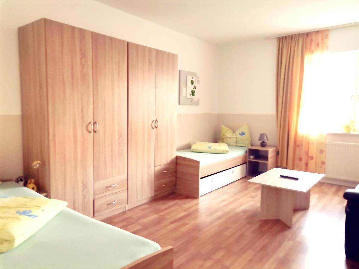 Boardinghouse Oranienburg Apartamento Exterior foto